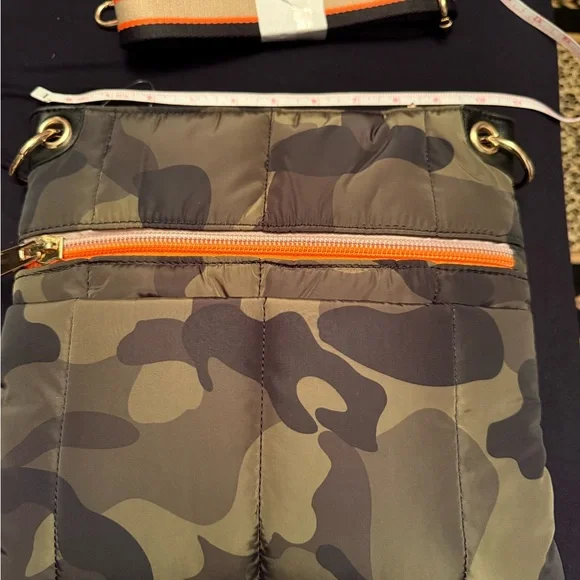 CL by Chinese Laundry Camouflage Crossbody Bag with Orange Accents - Picture 1 of 4